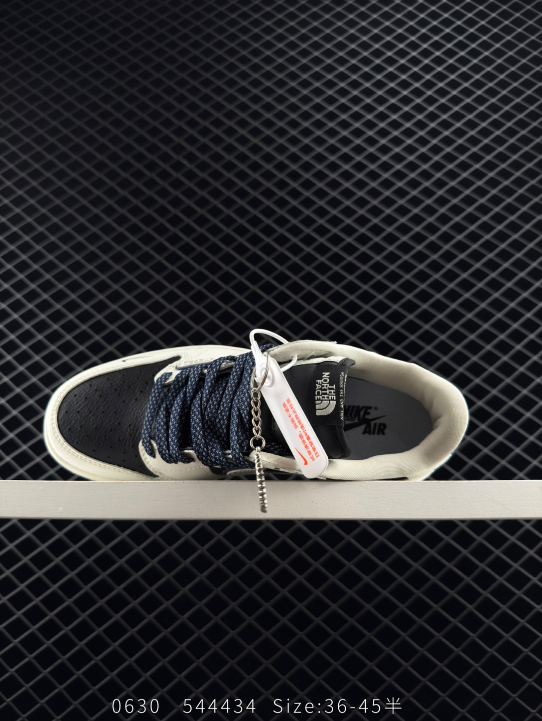 Travis Scott x Air Jordan 1 ” Reverse Mocha “